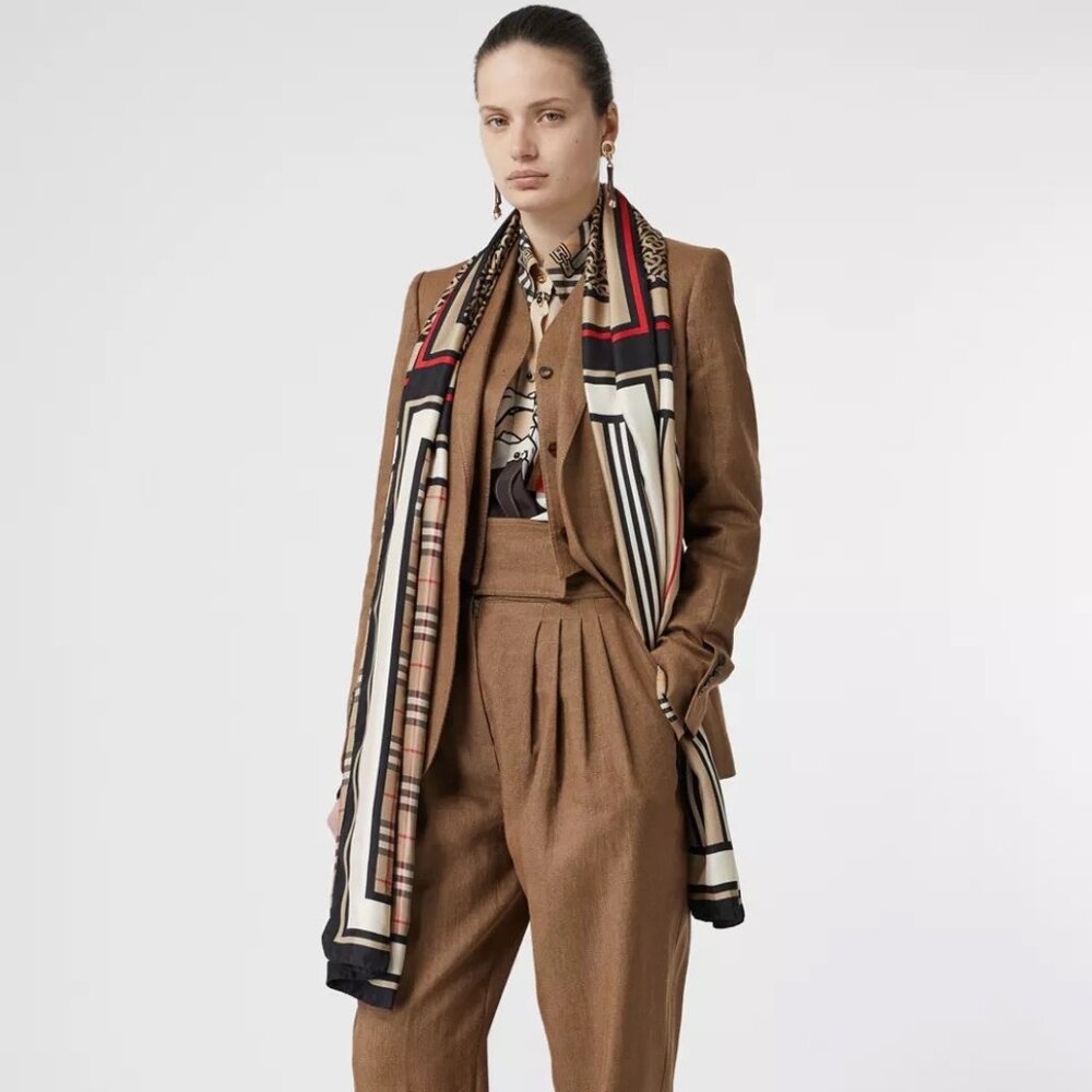 Burberry Montage Print Silk Twill Scarf Archive Beige - Picture 2 of 16